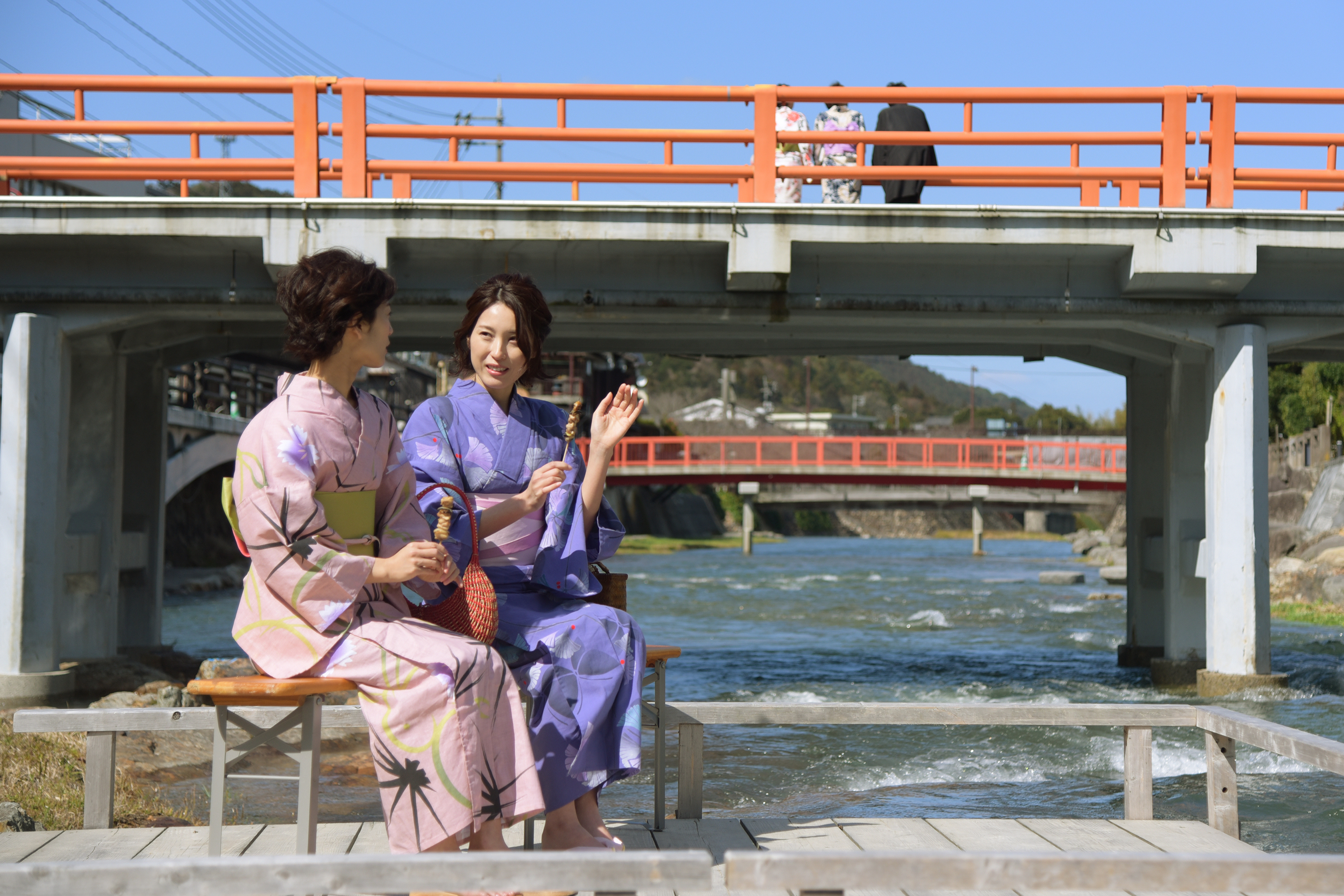 生まれ変わった長門湯本温泉で そぞろ歩き を