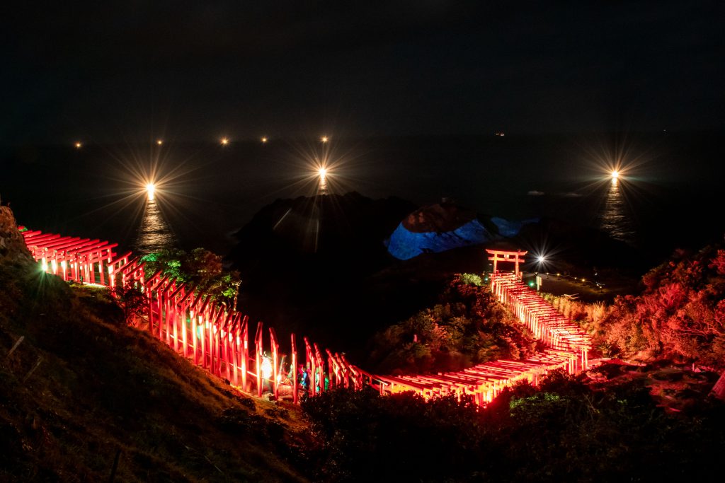 夜の元乃隅神社を楽しめる5日間がはじまりました(12/15～19) | 山口県